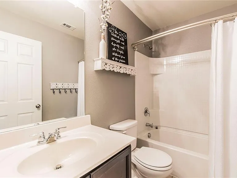 3007 Hickory Rdg — Photo 20
