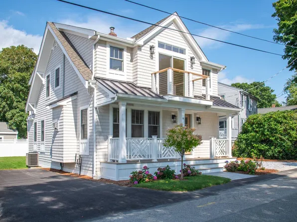 10 Vesper Avenue, Falmouth, MA 02540