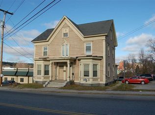 8-10 Maple St, Newport, NH 03773