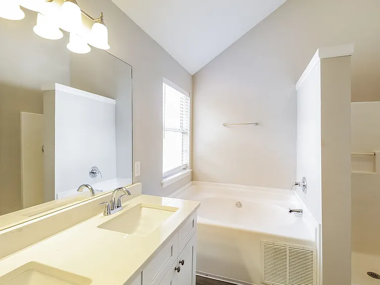 4341 Ward Bluff Ct — Photo 13