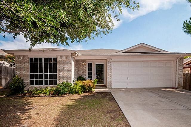 1st image of 201 Moss Hill Dr