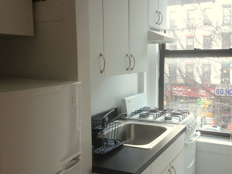 1st image of 162 E 55th St APT 3F