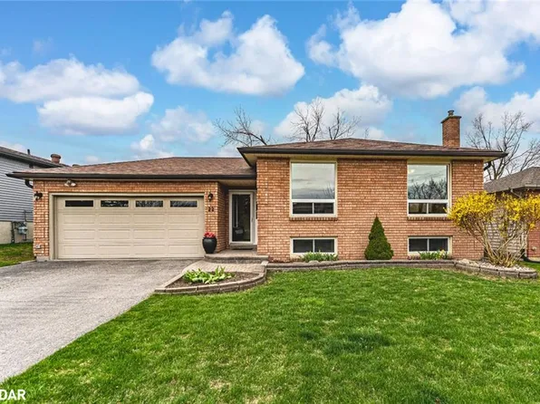 22 Coles St, Barrie, ON L4N 5W8