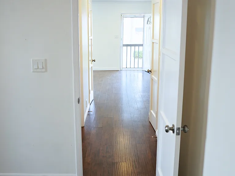 429 N Palm Ave #A — Photo 23