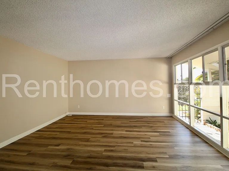 2029 Goshawk St — Photo 3