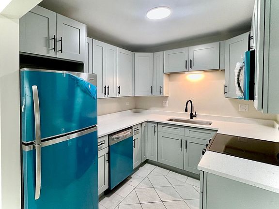 3rd image of 316 Marengo Ave APT 3B