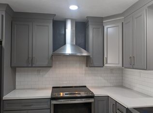 17502 Flowers Ln, Anderson, CA 96007