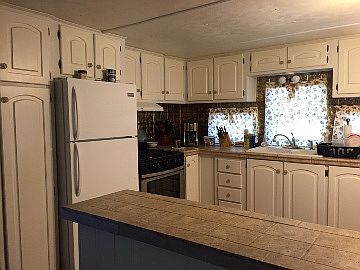 4th image of 1059 County Road 1890 E