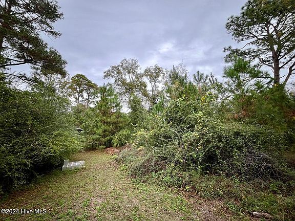 4th image of 2 Yorktown Drive