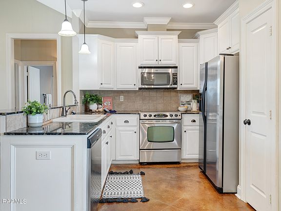 4th image of 120 Bentwater Dr