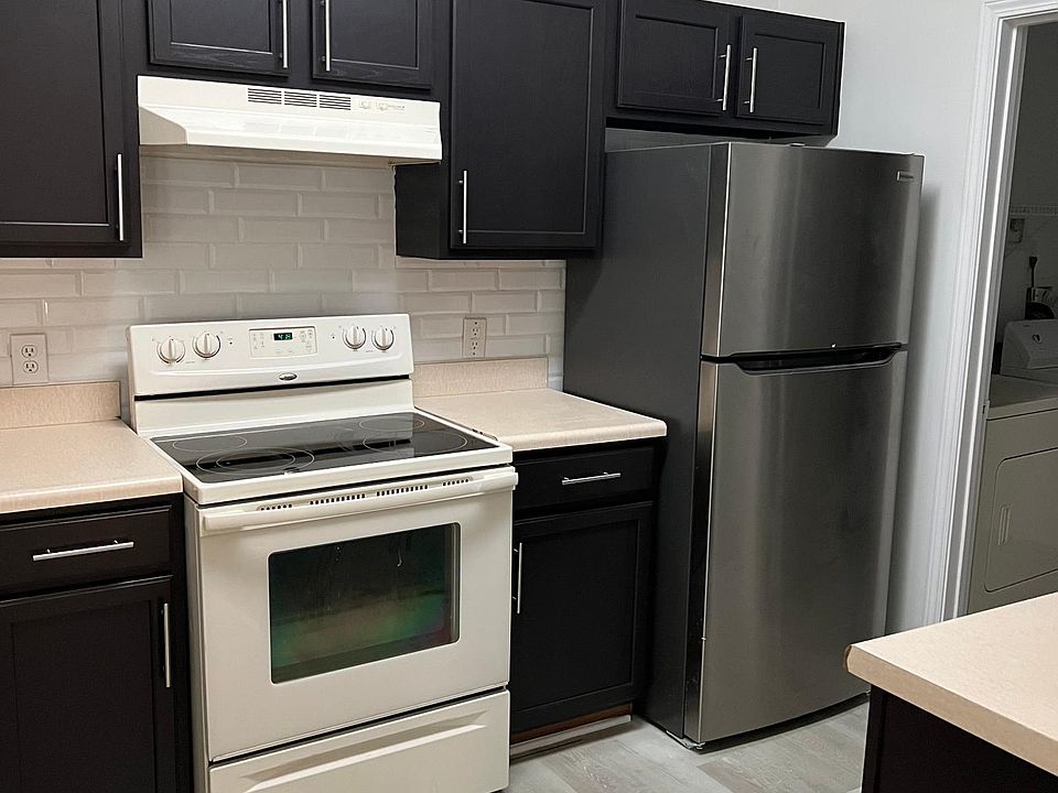 1st image of 10664 Hill Point Ct