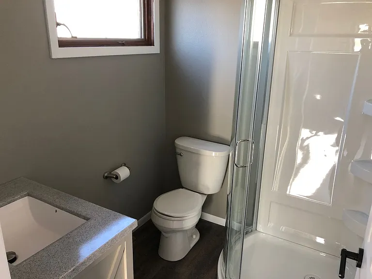 2702 London Rd — Photo 4