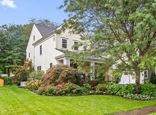 38 Longacre Rd, Needham, MA 02492