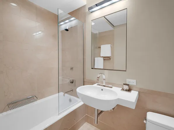 15 Central Park West image 20 of 23