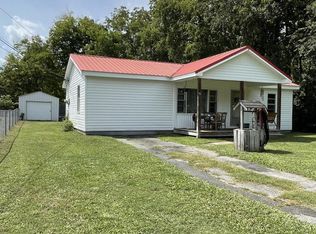 90 S Center St, Rossville, GA 30741