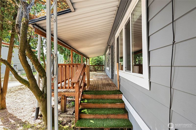 4th image of 7701 Hardeson Road #100