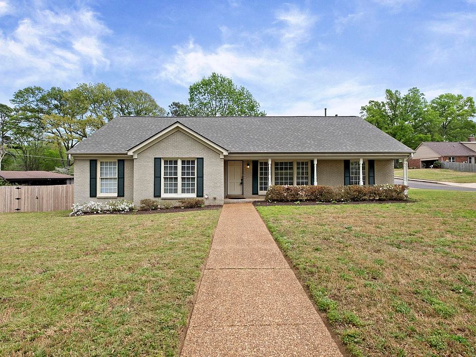 1st image of 1744 Bryn Mawr Cir