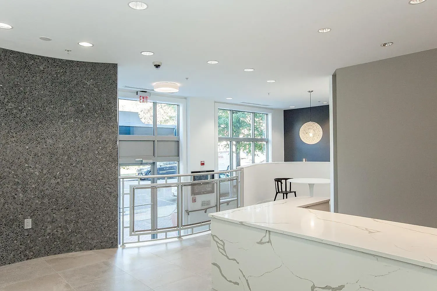 1 bed, 699 sqft, $2,500 — Photo 2