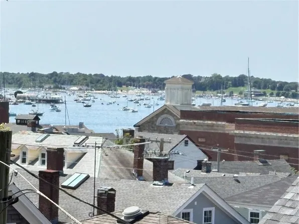 75 Pelham St APT D, Newport, RI 02840