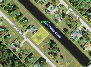 9 Tournament Rd, Rotonda West, FL 33947