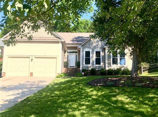 5900 Downfield Wood Dr, Charlotte, NC 28269