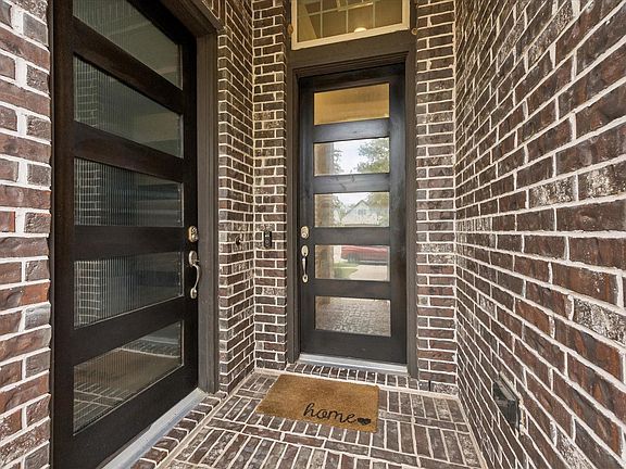 3rd image of 1518 Shining Willow Ct