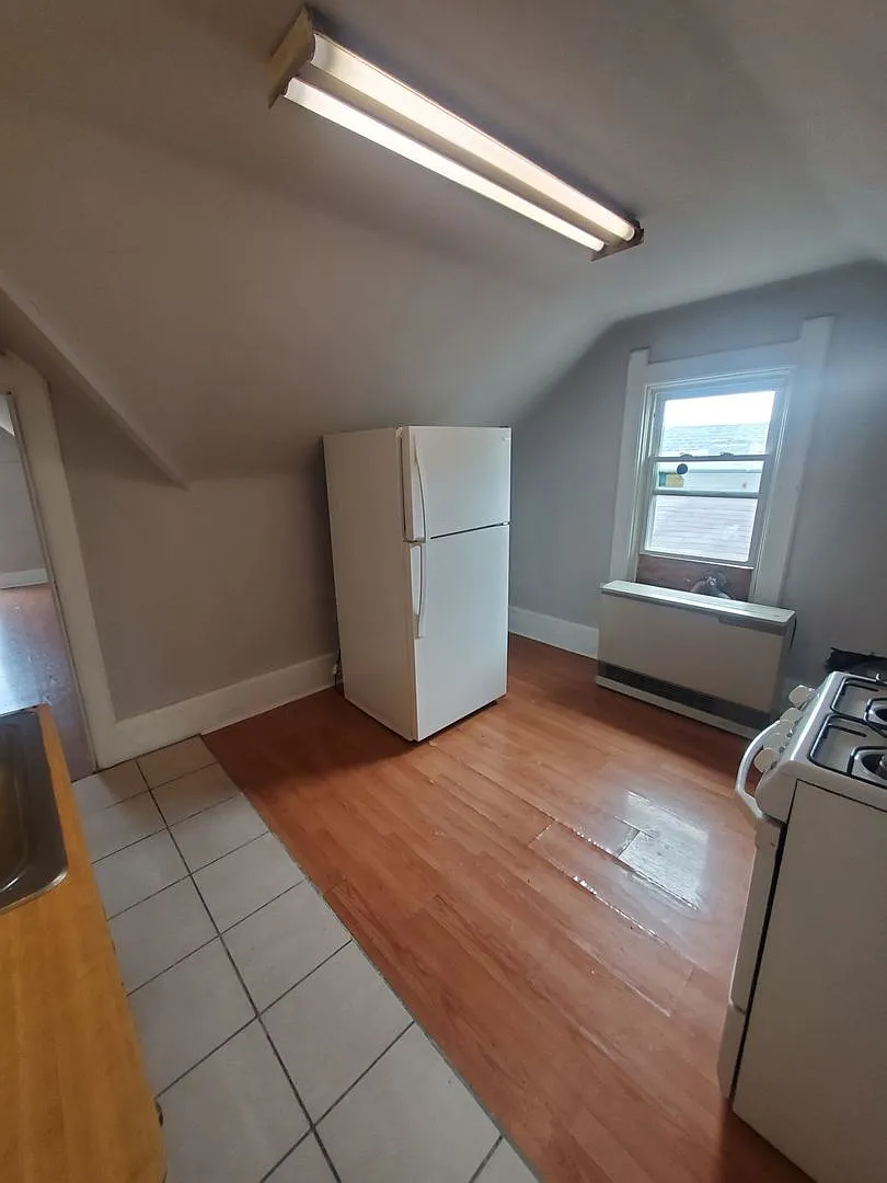2857 N Hubbard St - 3 Unit — Photo 2