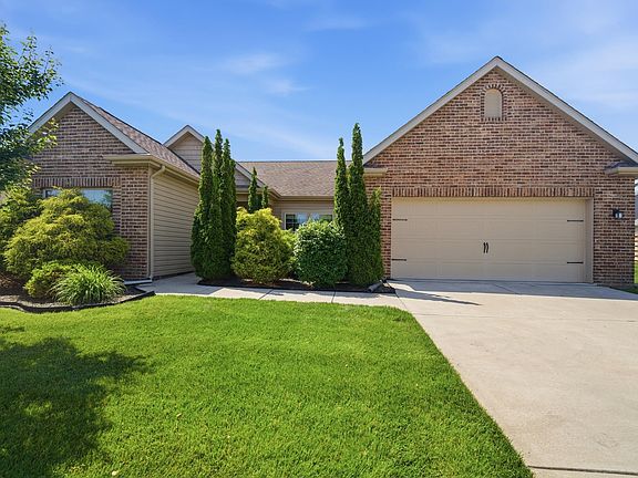 5th image of 131 Aqueduct Cir
