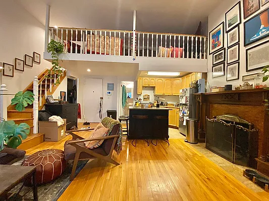 Rented by Oxford Property Group | media 10