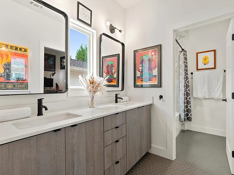 1404 E M Franklin Ave #1 — Photo 21
