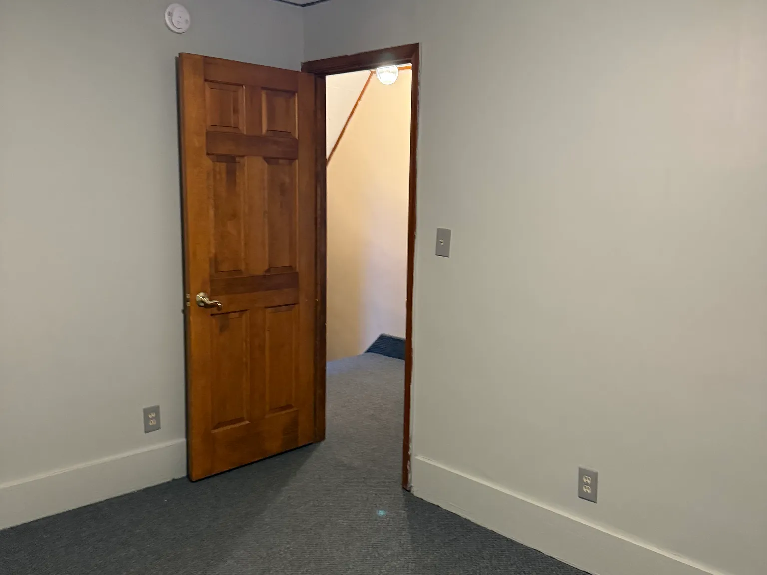 3 bed, 1.5 bath, $1,295 — Photo 4