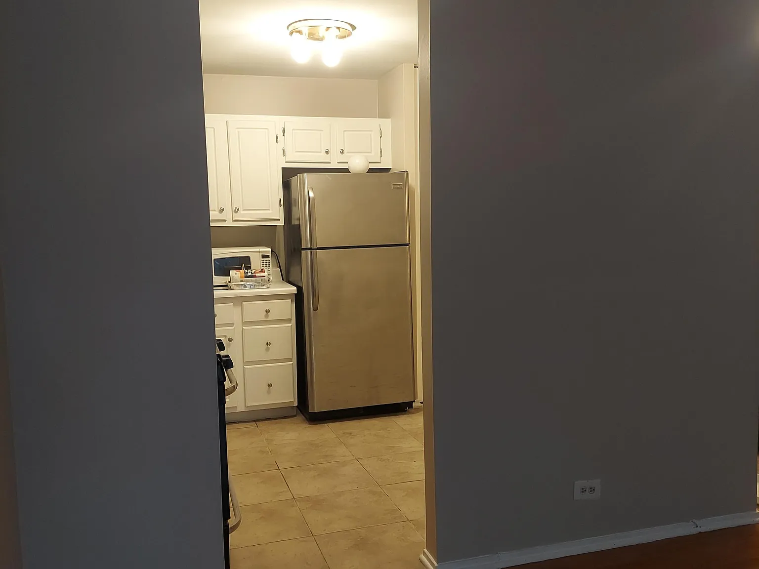 1 bed, 800 sqft, $1,595 — Photo 3