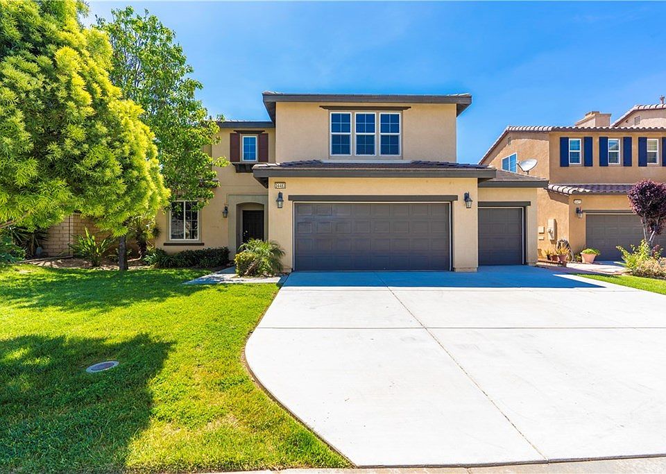 1st image of 34483 Woodshire Dr