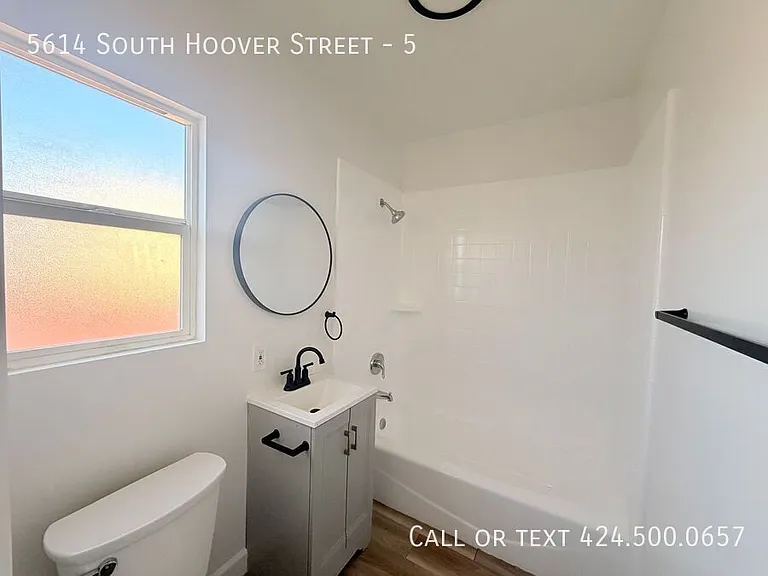 5614 S Hoover St #5 — Photo 14