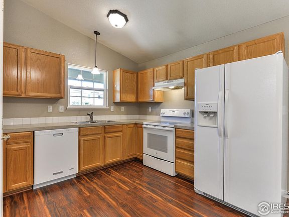 4th image of 3704 Stampede Dr