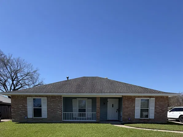 2242 Bernwood Dr, Baton Rouge, LA 70816
