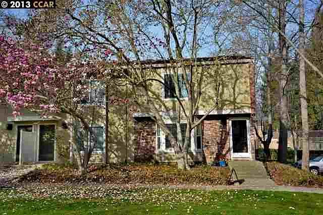 1st image of 634 Sycamore Cir