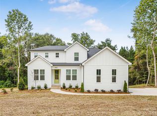 1061 Kendrick Rd, Clover, SC 29710
