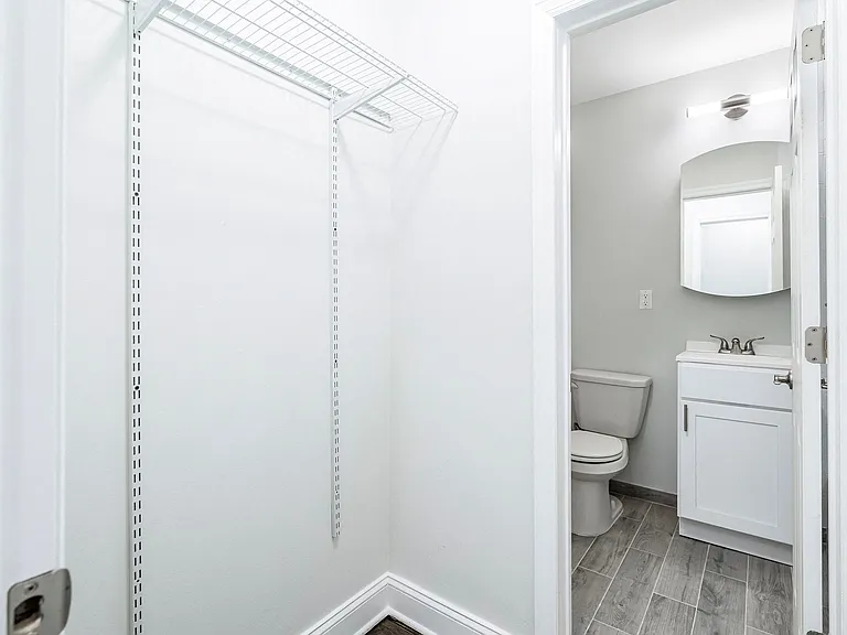 117 Vose Avenue Apartments — Photo 6