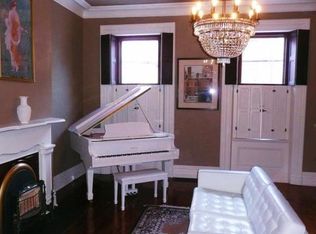 518 Avery St APT 1, Pittsburgh, PA