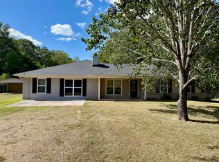 1097 Wolfe Rd, Columbus, MS 39705