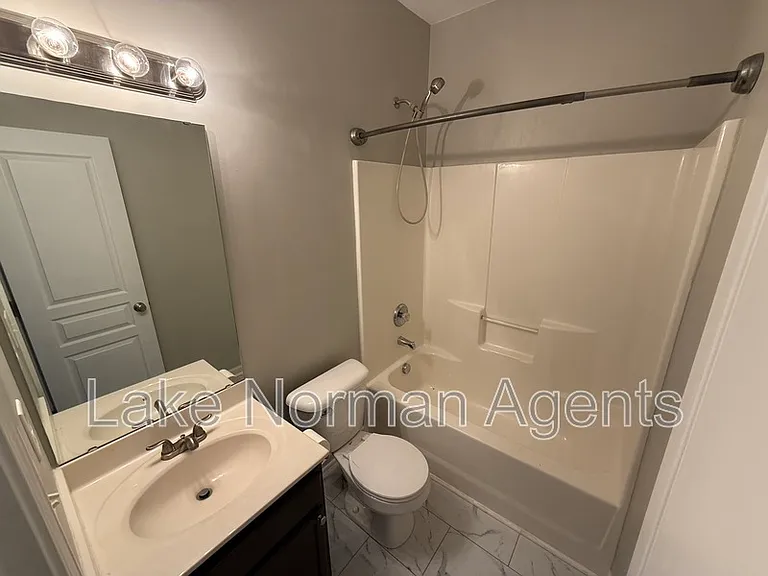 11613 Truan Ln — Photo 13