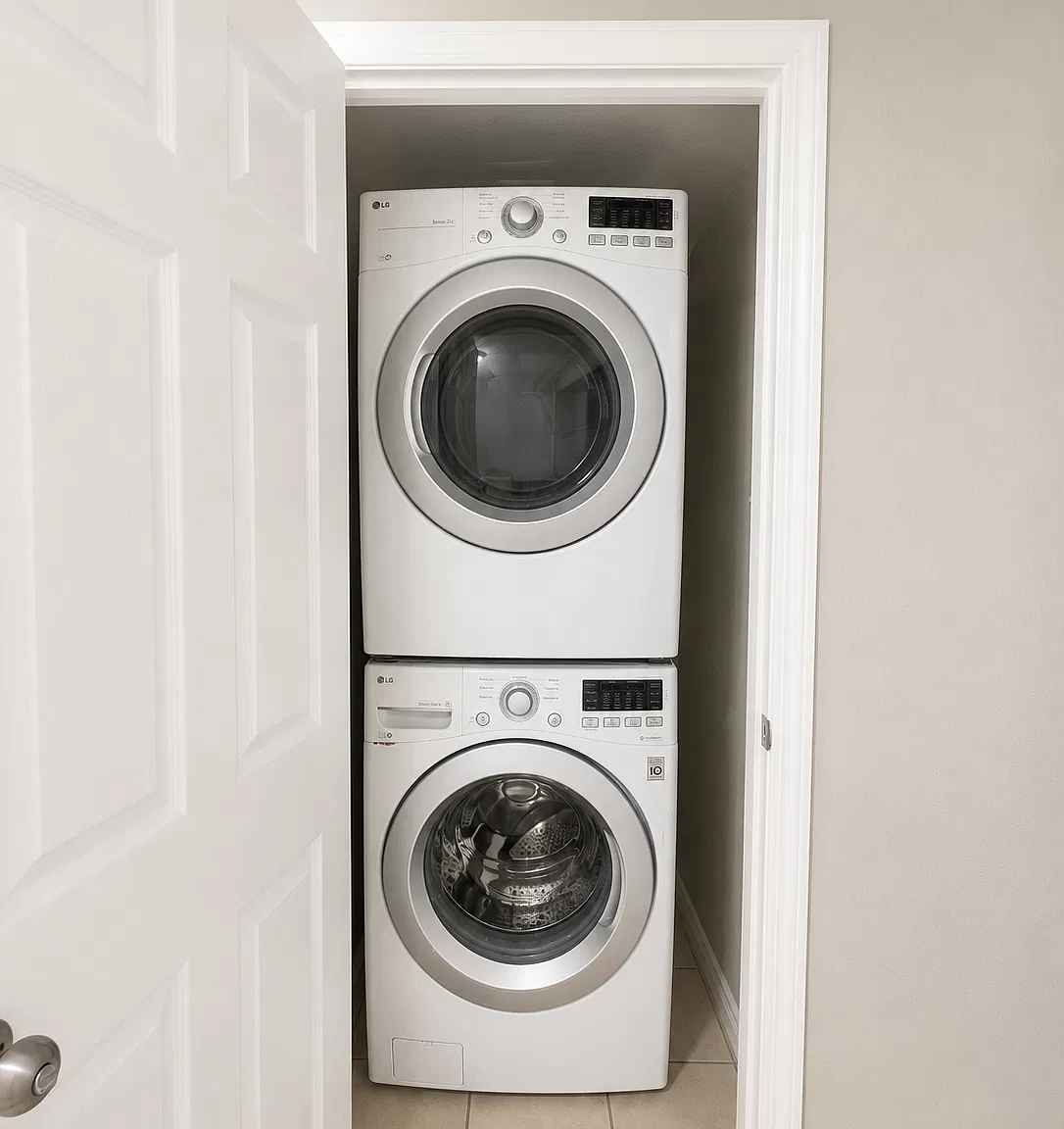 2 bed, 650 sqft, $1,099 — Photo 3