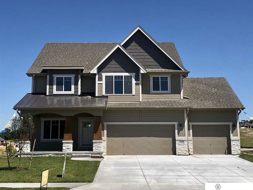 1st image of 6308 S 200th St