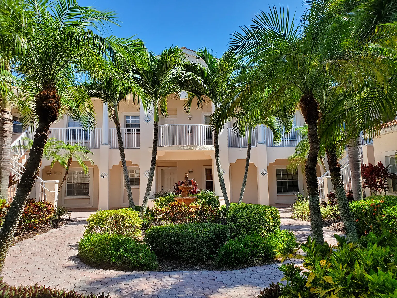 4240 Central Sarasota Parkway — Photo 1