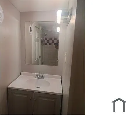 2535 Brookfield Ave — Photo 8