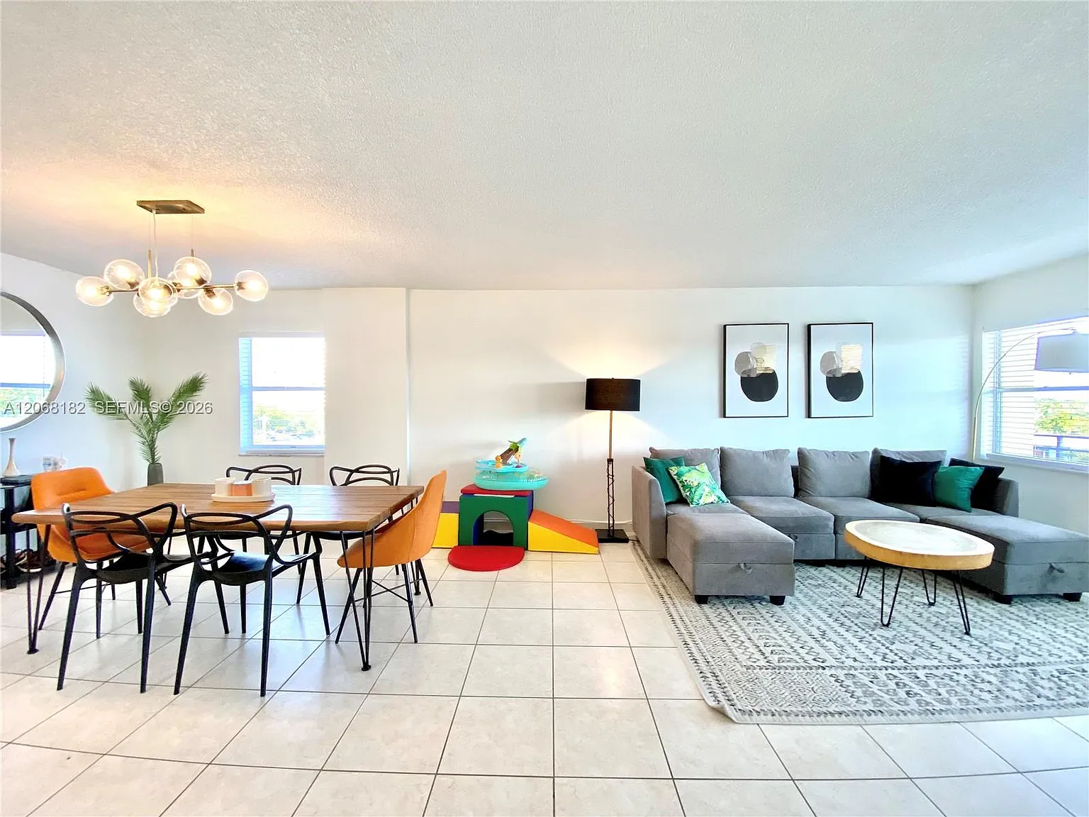 Ocean View Towers Condo — Photo 3