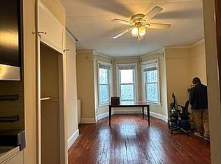 3421 34th St FLOOR 1, Astoria, NY 11106