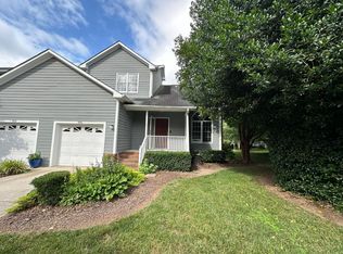 8251 Hempshire Pl APT 104, Raleigh, NC 27613