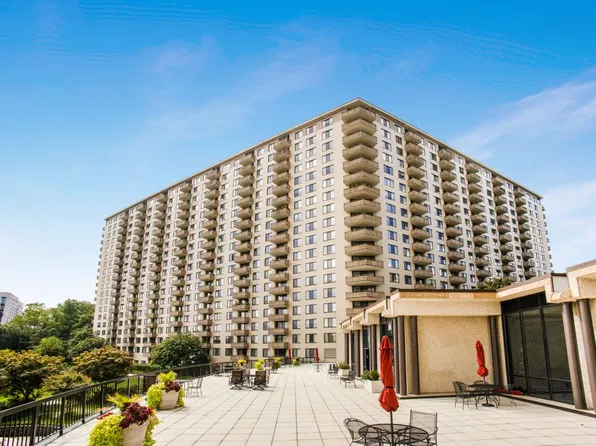 5225 Pooks Hill Rd, Bethesda, MD